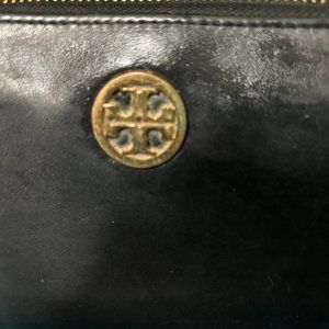 Tory Burch Zip Around Wallet